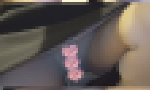 【ホテルウーマン】秘技ブラホック外し！段々下がっていくブラに違和感覚えるが止む無く神乳胸チラに成功！