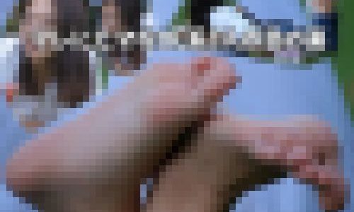 マレにヒマなOL系3人の足の裏