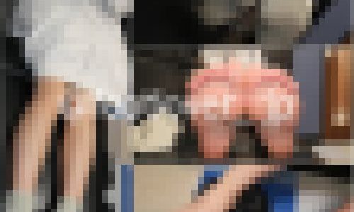 【画像＋動画１８才被写体モデルさんのポートレート撮影後の厚底スニーカーで蒸れたソックス！白い糸くず付き素足！