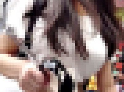 地味な巨乳娘