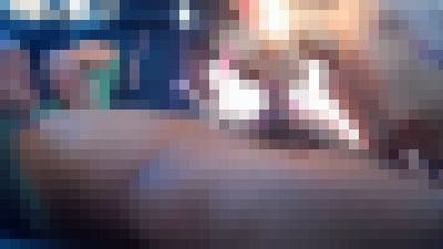 22歳スレンダーで美乳。顔はエロい美女。車内でローリングフェラからの口内発射
