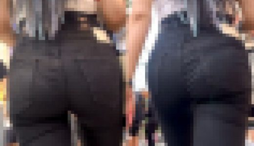 スキニーデニムパンツでヒップラインが魅力のスレンダー美女⑦