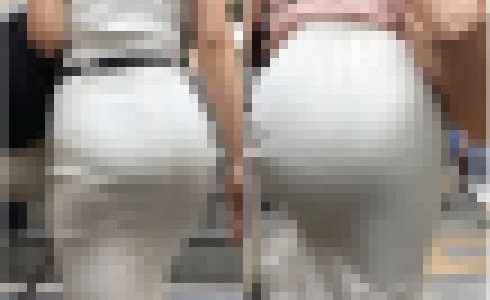 「OLのタイトスカートはこうでなくっちゃ！(3名)」