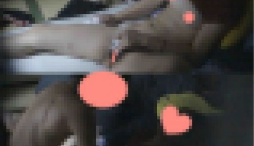 生々しいカップルの性。彼女は挿入中に自らバイブを当て先に昇天。アソコ拭う際に、ビラビラに覆われたオ◯ンコがハッキリと見えました&