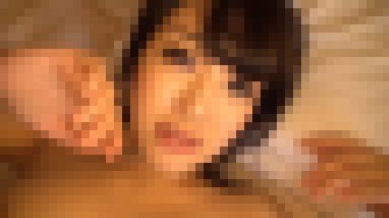 Fカップの18歳女子大生が若い体を激しく突かれ経験したことない快感に乱れる