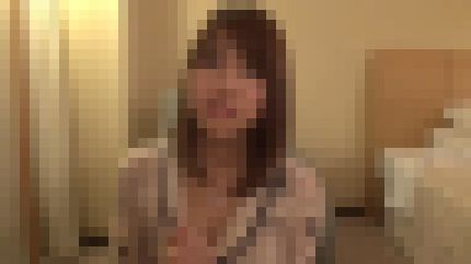 エッチが好きな20歳アパレル店員が1ヶ月ぶりの挿入でアソコをビショ濡れにして喘ぎまくる