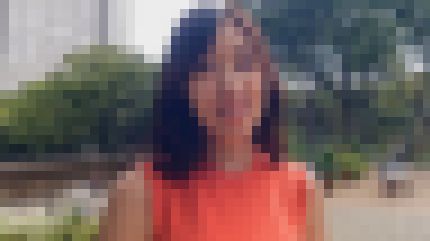 欲求不満の38歳人妻が他人棒を挿入されて上品な顔を歪めて喘ぎまくる