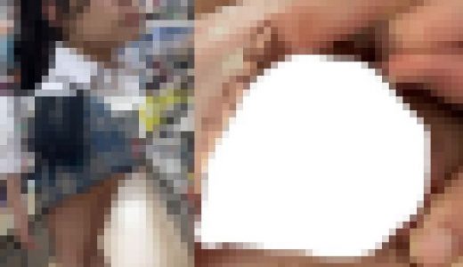 vol.58 (衝撃マンポロ、両手でくぱぁアリ)ハーフ顔激カワ青チェKのスケスケ生P逆さ撮り