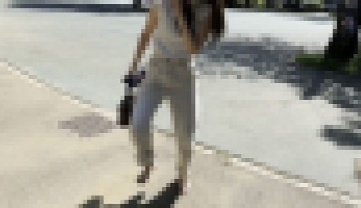 【完全裸足】第33弾！裸足で猛暑日の公園を歩く女性 part1