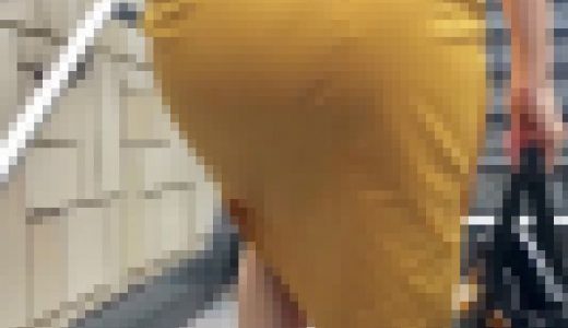 【OLシリーズ】清楚系スレンダーOLとむっちりタイトスカートOLの階段上り【20】