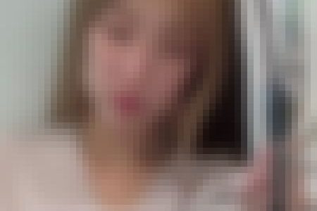 電車対面パンチラ004