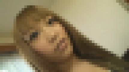 ギャル系の19歳フリーターが巨根でピストンされマン汁を白濁して快感に喘ぐ