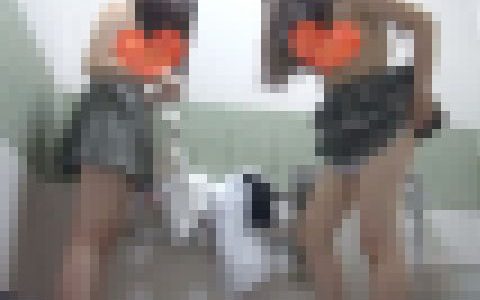夏盛り女子○生【29】Ｗ生マ○コが、お尻を突き出してもの欲しそうに待ってます（笑） 異常なエロさ半端ないっす！