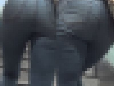 jeans_butt_lady