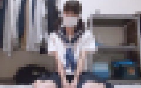 黒部屋【9】すべてが小っちゃすぎてお口もアソコもきっつきつ！口の中に出された精子を「飲みます」「精子の味...です」