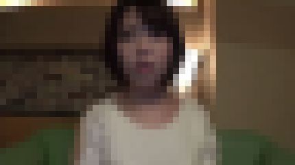 色白美肌でDカップ美乳の20歳女子大生が初ハメ撮りでMプレイをされて喘ぎまり