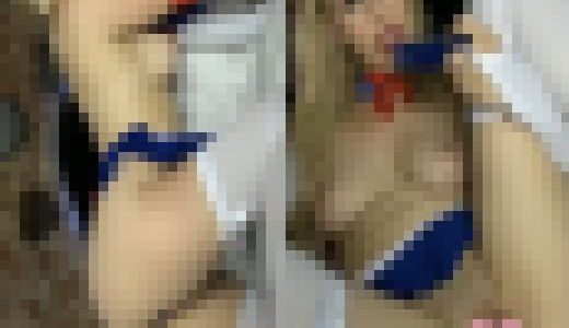 コスプレでアヘ顔しながらオナニーを披露する美女たち011